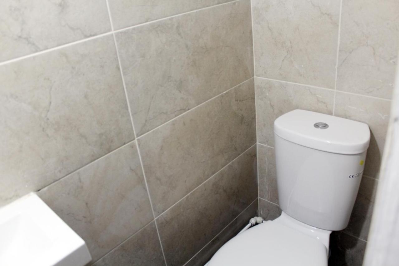 Cozy Rooms Or Apartment In London Townhouse Fast Links To Central Kültér fotó