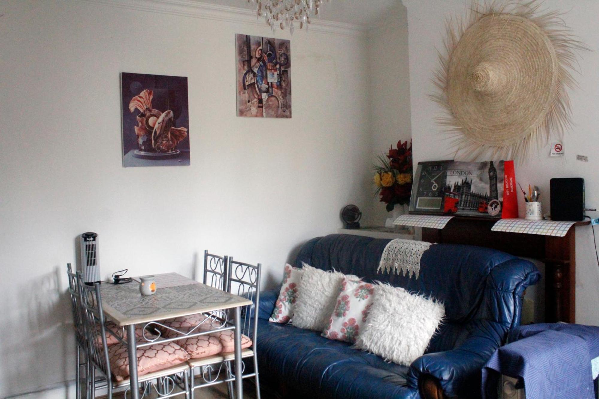 Cozy Rooms Or Apartment In London Townhouse Fast Links To Central Kültér fotó